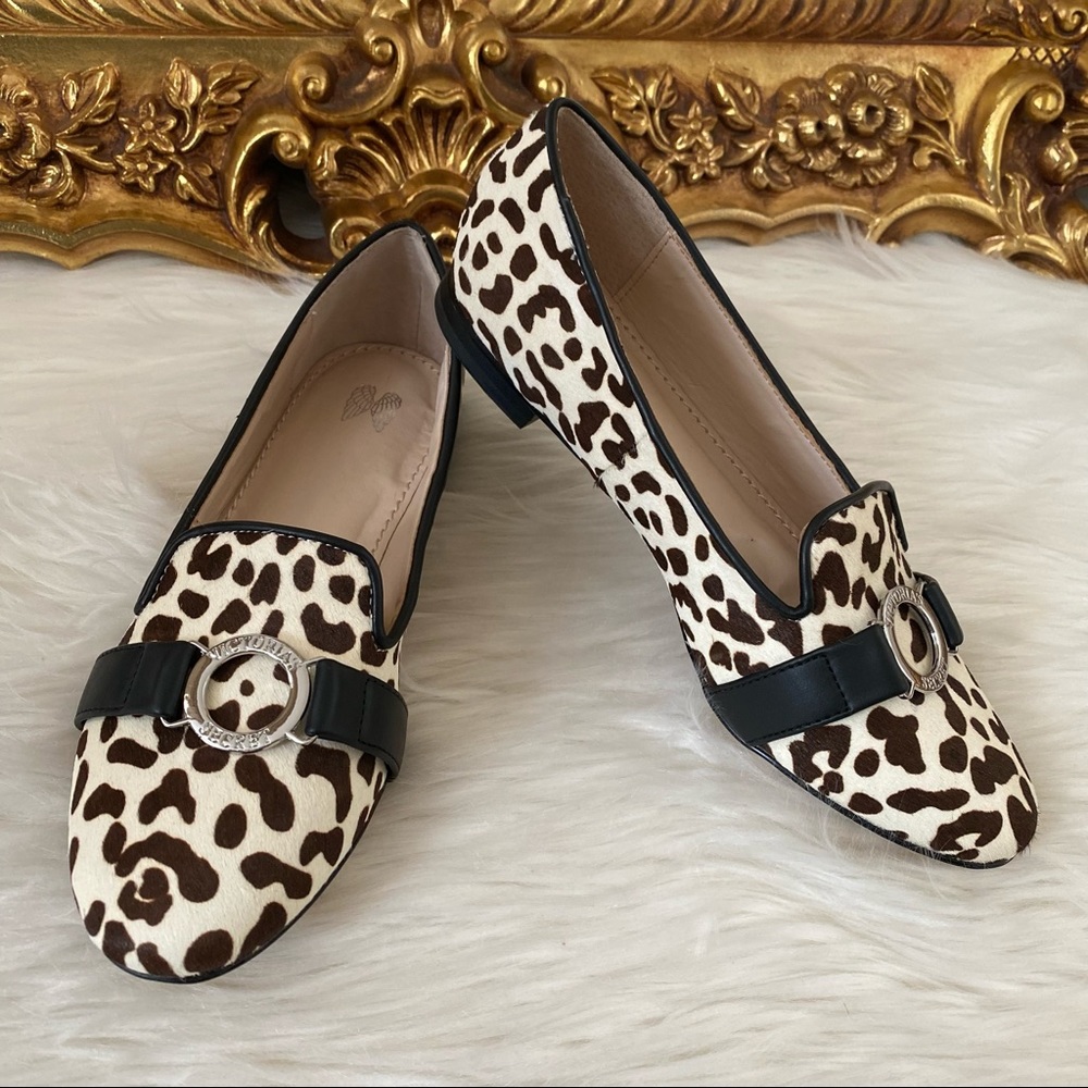 Victoria’s Secret Leather Leopard Loafer Flat